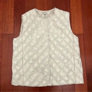Uniqlo White Quilted Vest